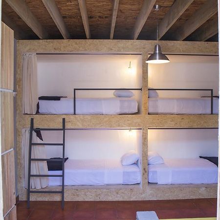 Somos Hostal Antigua Екстериор снимка